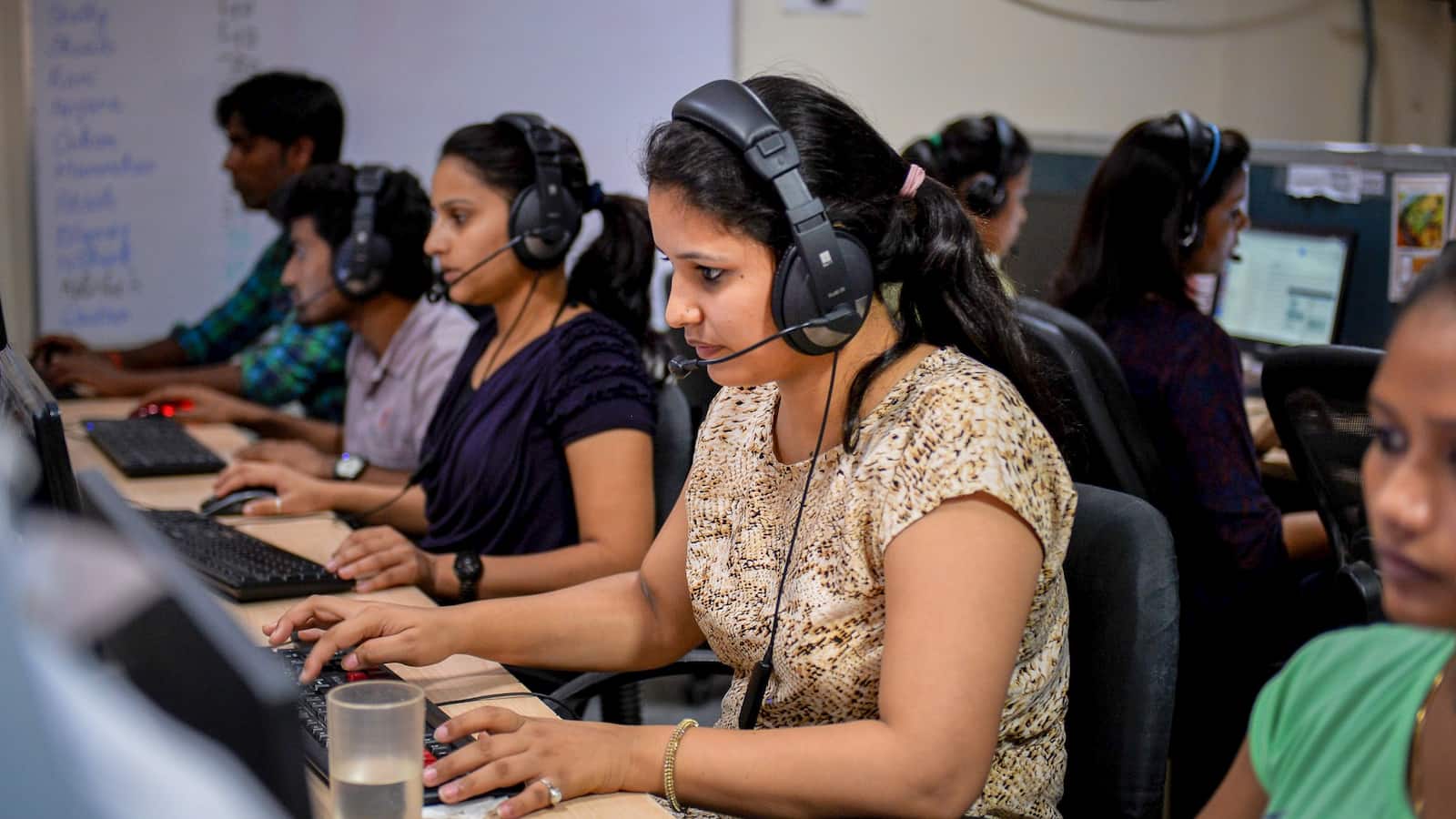 ഒഡിഷയിൽ ഇനി നൈറ്റ് ഷിഫ്റ്റ് ഡ്യൂട്ടിക്ക് സ്ത്രീ ജീവനക്കാരിൽ നിന്ന് സമ്മത പത്രം വാങ്ങണം