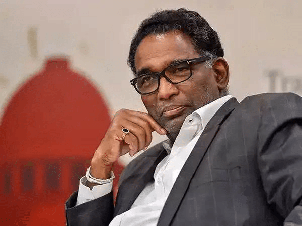 മനുഷ്യചരിത്രത്തിന്റെ പാഠങ്ങൾ ഉൾക്കൊണ്ടതാണ് ഇന്ത്യൻ ഭരണഘടനയെന്ന് സുപ്രീം കോടതി മുൻ ജഡ്ജി ജസ്തി ചെലമേശ്വർ