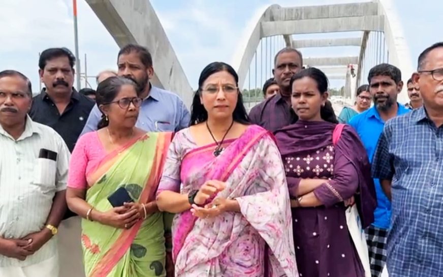 പെരുമ്പളം പാലം ഡിസംബറില്‍ നാടിന് സമര്‍പ്പിക്കും: ദലീമ ജോജോ എംഎല്‍എ