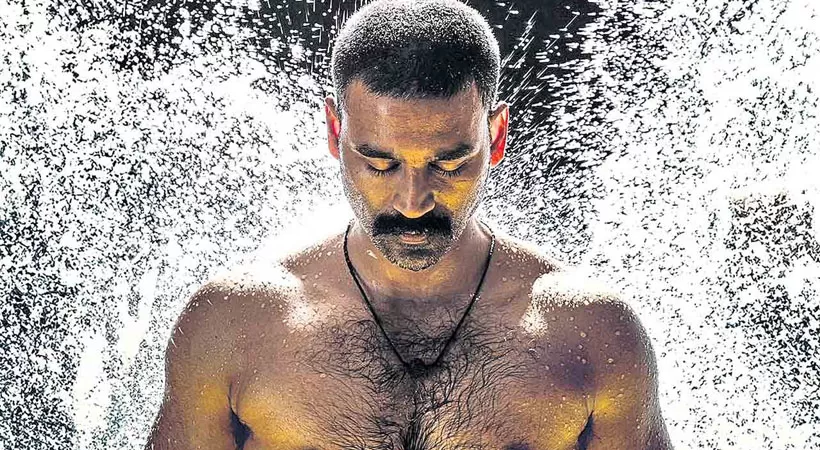 ഇഡ്ഡലി കഴിക്കാൻ വേണ്ടി പൂവിറ്റ് കാശുണ്ടാക്കിയ കഥ പറഞ്ഞ് ധനുഷ്; ട്രോളി സോഷ്യൽ മീഡിയ
