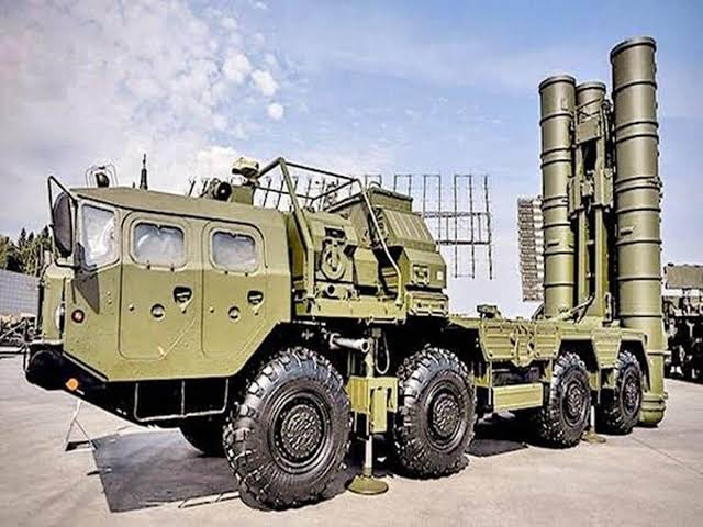 റഷ്യയിൽ നിന്ന് കൂടുതൽ S400 വ്യോമപ്രതിരോധസംവിധാനങ്ങൾ വാങ്ങാൻ ഇന്ത്യ