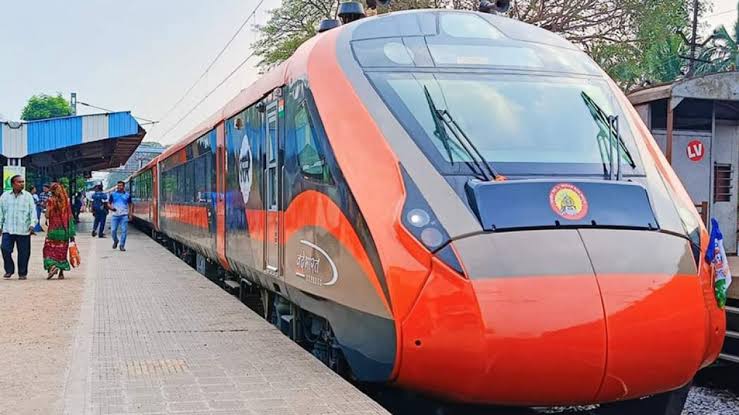 വന്ദേ ഭാരത്; കോച്ചുകളുടെ എണ്ണം കൂട്ടി, നാല് അധിക കോച്ചുകൾ