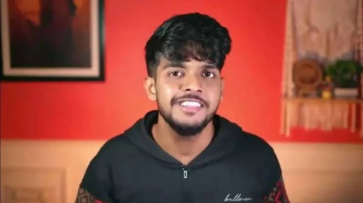 ധർമ്മസ്ഥലയെ അപകീർത്തിപ്പെടുത്തി: യൂട്യൂബർ സമീറിന്റെ വീട്ടിൽ പരിശോധന നടത്തി പോലീസ്