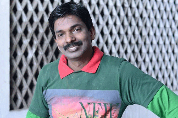 വേടൻ വന്നത് ശരിക്കും പണിയായത് മനാഫിനാണ്:പരിഹസിച്ച് സംവിധായകൻ സന്തോഷ് പണ്ഡിറ്റ്