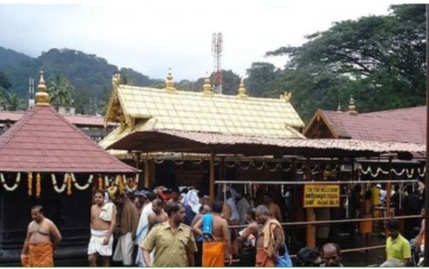 ശബരിമലയിലെ സ്വര്‍ണപ്പാളി വിവാദം; എല്ലാ രേഖകളും ഹാജരാക്കണമെന്ന് കോടതി