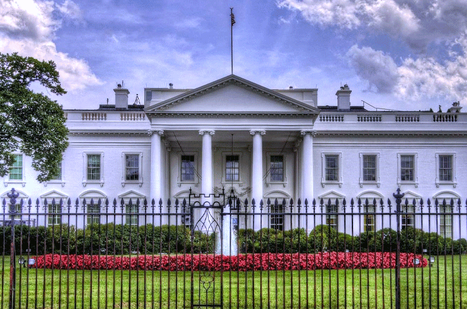 WHITE-HOUSE-680x450