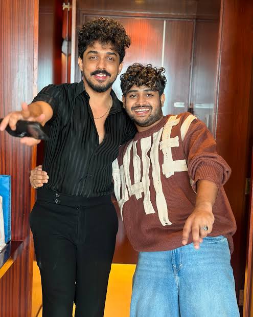 2d3828ef72ff089ef668b8ba01b9377a75921dece43c5c769bc45ce26ad2669d.0