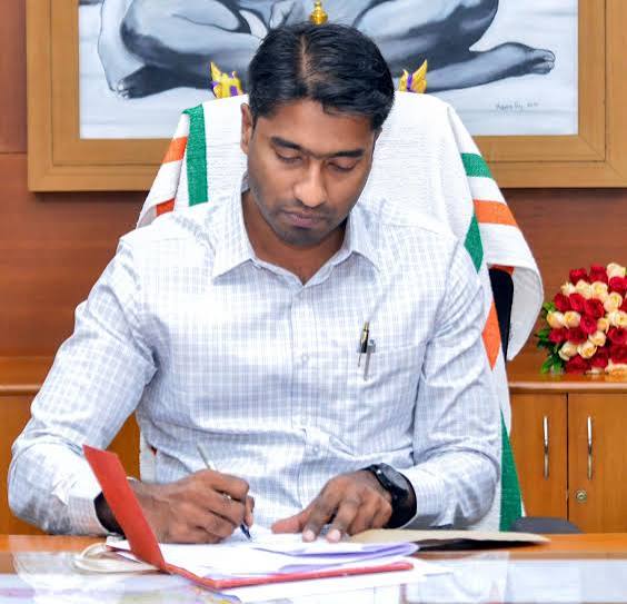 images - 2025-11-29T182116.621