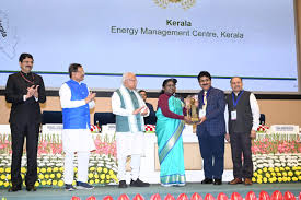 images - 2025-12-15T180558.921