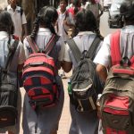 India-school-bags-cause-pain-2
