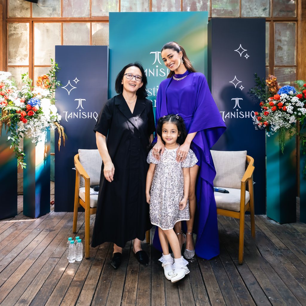 Tanishq Festival of Diamonds X Ananya Panday 1