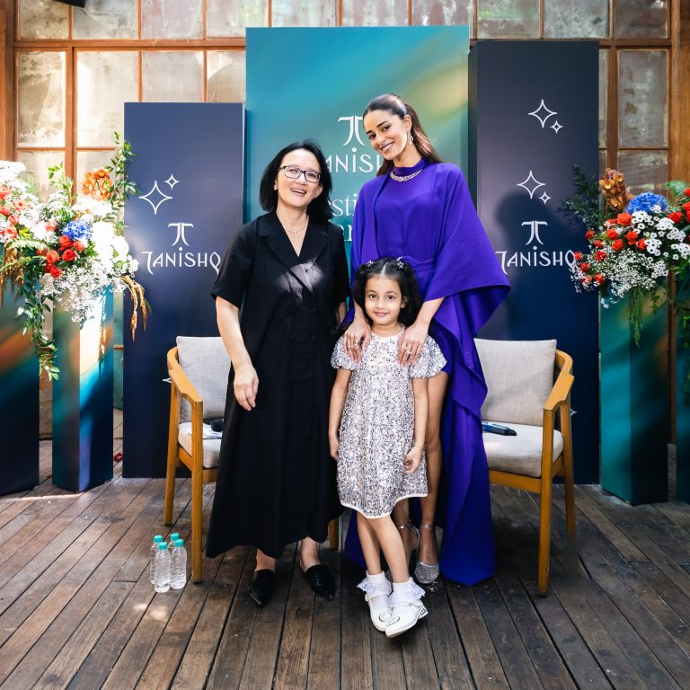 Tanishq Festival of Diamonds X Ananya Panday 1