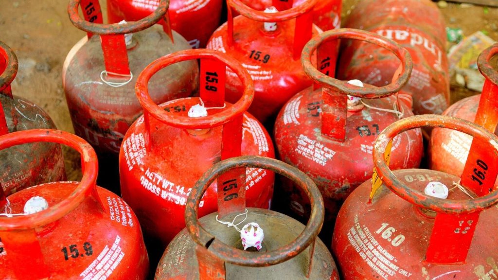 mini-lpg-cylinders-2217132368-bwft2i11