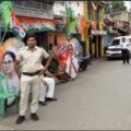 ഭരണം നഷ്ടമായതോടെ, സുരക്ഷയും കുറച്ചു; മമതയുടെ വസതിക്ക് മുന്നിലെ ബാരിക്കേഡുകൾ മാറ്റി പൊലീസ്