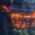 delhi-fire-680x450