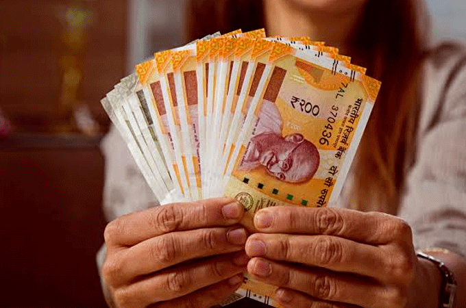 MONEY-GIEL-680x450