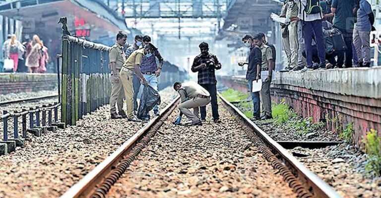 alappuzha-railway-station-foot-found